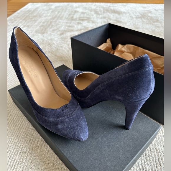 N.D.C. Made by Hand Blue Suede Heels, size 38.5 - Picture 2 of 9